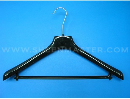 Suit and Coat Hangers